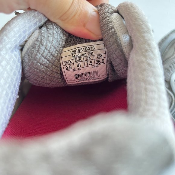 Brooks Womens Ghost 8 1201931B073 Gray Running Shoes Sneakers Size 9.5 B - Picture 5 of 9